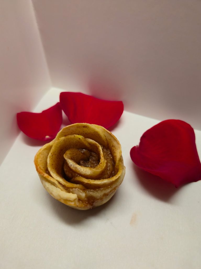 Apple Roses — Full Batch (12)